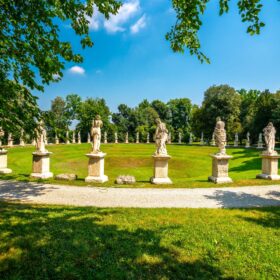 Anfiteatro La Cavalerizza - Villa Parco Bolasco